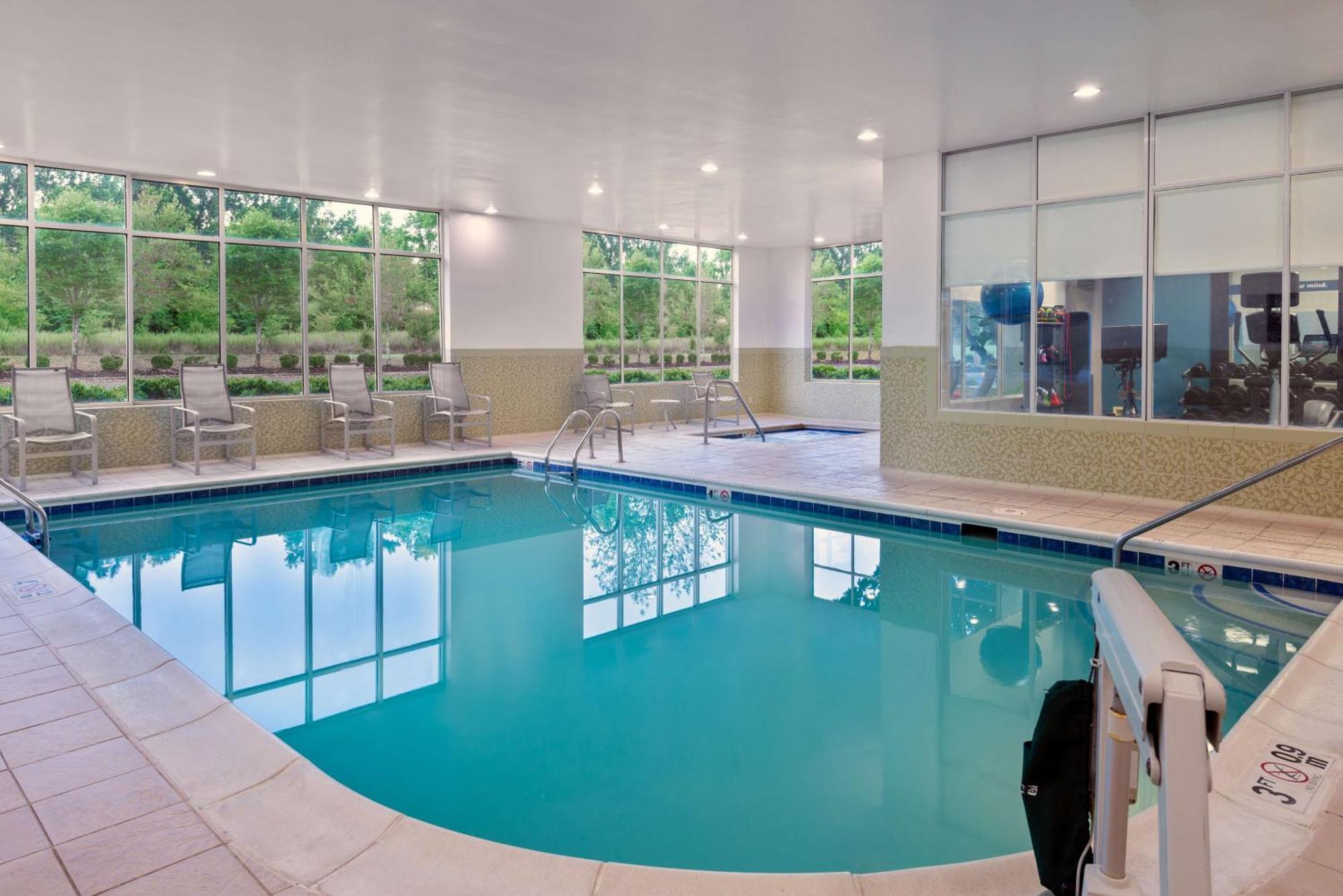 Hampton Inn Petersburg - Southpark Mall Colonial Heights Ngoại thất bức ảnh